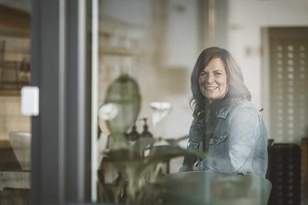 Portraitfotograf Nürnberg, Unternehmenskommunikation, Architekturfotografie eines Tiny Houses, das als Friseursalon genutzt wird, Industriefotografe, Unternehmenskommunikation